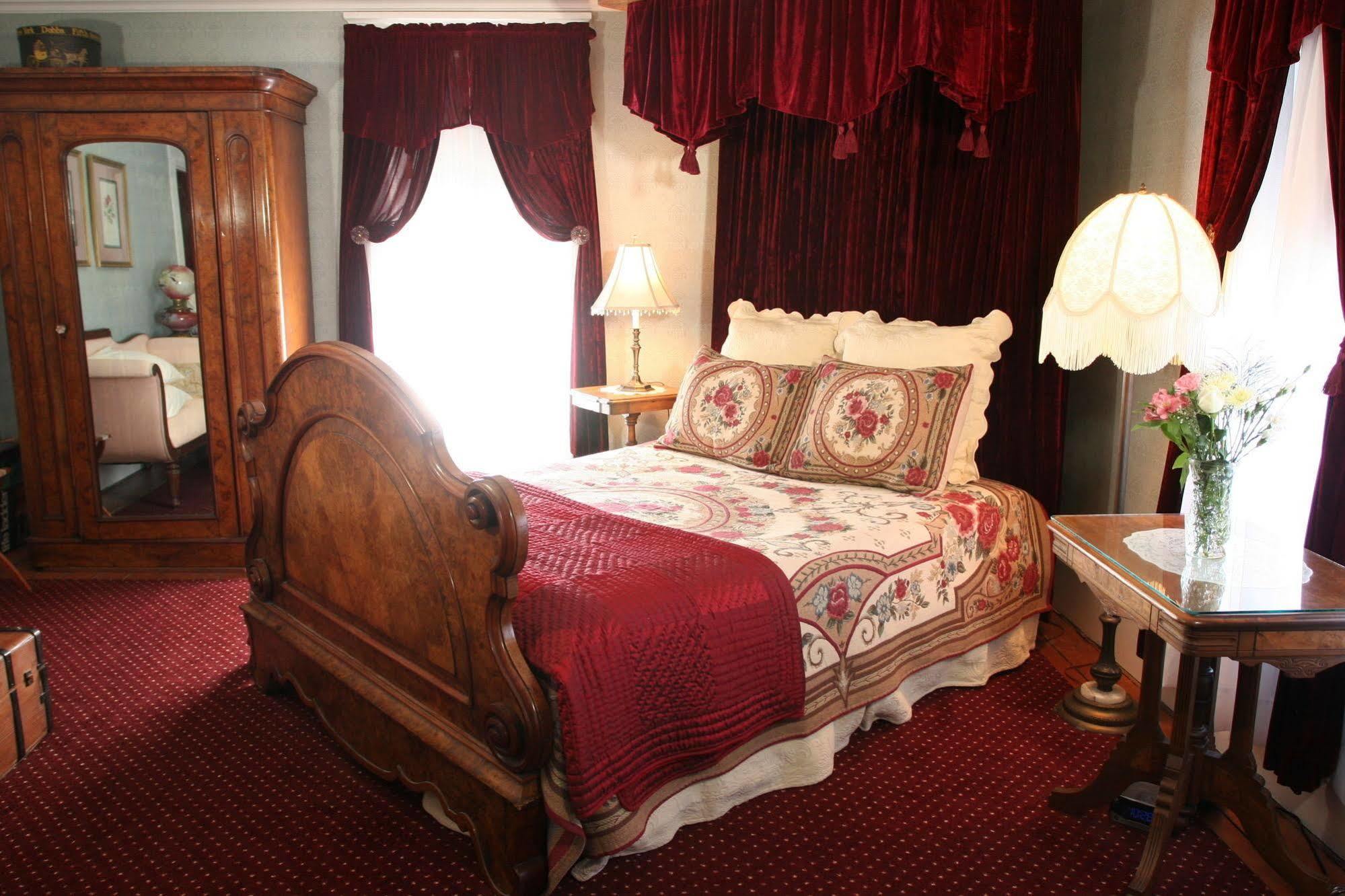 Isaiah Jones Homestead Bed And Breakfast Sandwich Zewnętrze zdjęcie